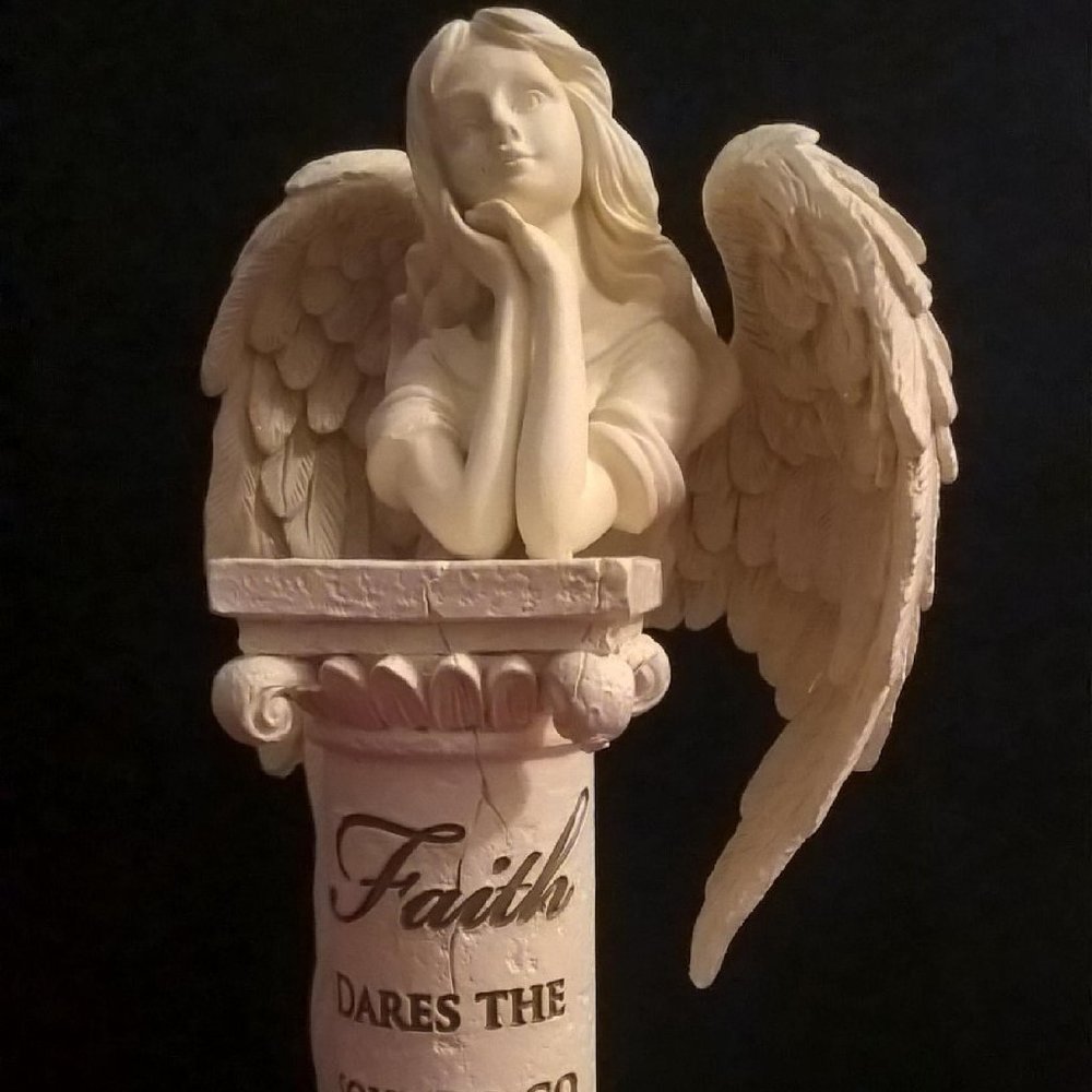 Angel Star "Pillars of Faith" Figurine (Faith Dares the Soul) 2011